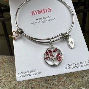 NWT Unwritten Genuine Crystal Family Tree Adjustable Charm Bangle Bracelet